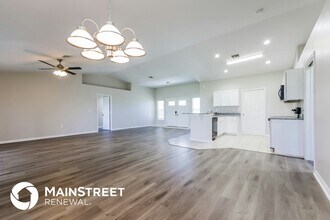 1617 NE 2nd Ave in Cape Coral, FL - Building Photo - Building Photo