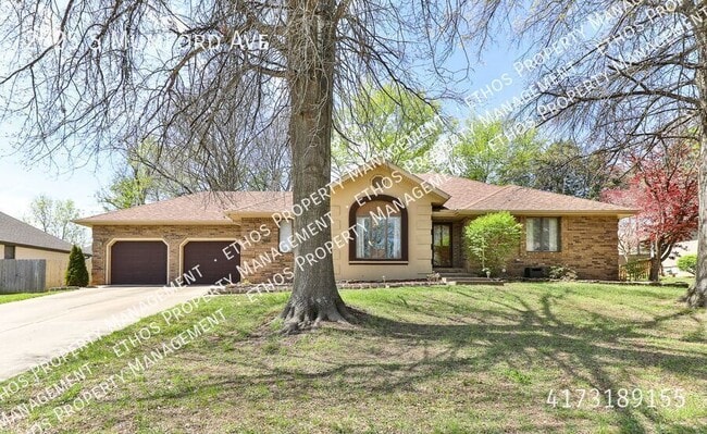 property at 2525 S Mumford Ave