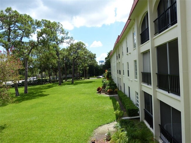 property at 2700 Bayshore Blvd