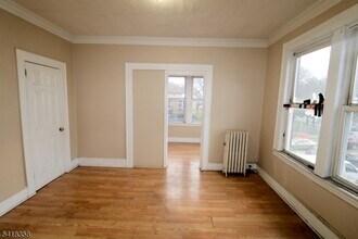 413 Lyons Ave in Newark, NJ - Building Photo - Building Photo