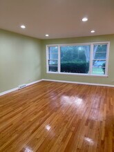 634 Lawler Ave in Wilmette, IL - Building Photo - Building Photo