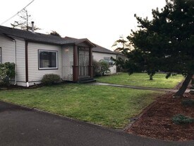1175 Avenue B in Seaside, OR - Building Photo