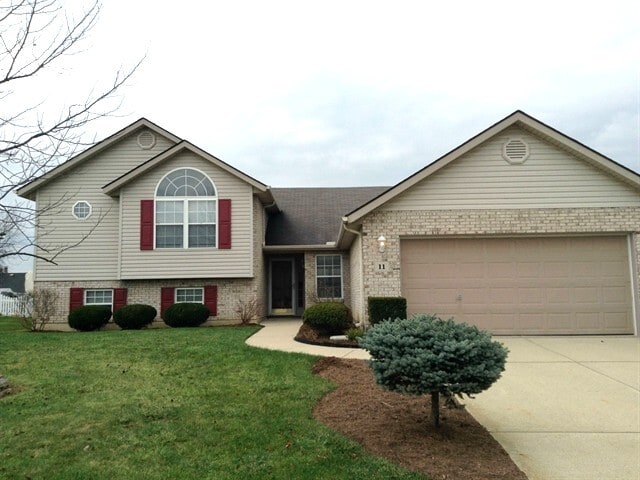property at 11 Field Crest Dr