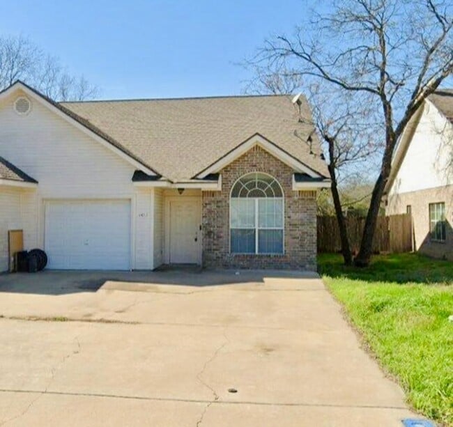 property at 1411 French St