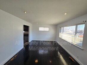 1605 S Mack Smith Rd in East Ridge, TN - Building Photo - Building Photo