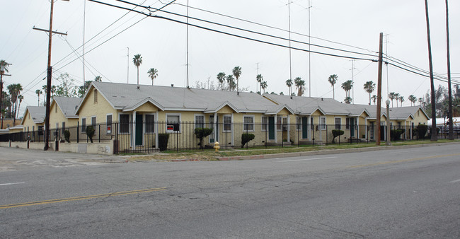 877 Main St in San Bernardino, CA - Building Photo - Building Photo