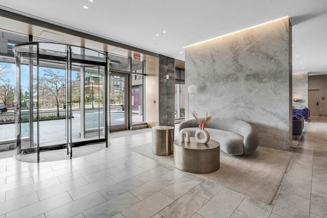 75 Park Ln S in Jersey City, NJ - Building Photo - Building Photo