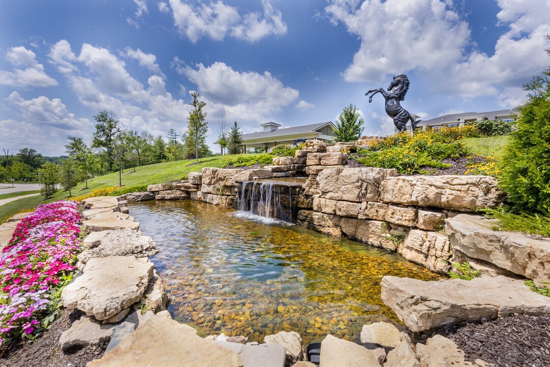 Aventura at Wild Horse Creek in Chesterfield, MO - Foto de edificio