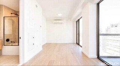 88 Schermerhorn St, Unit 18A in Brooklyn, NY - Foto de edificio - Building Photo