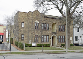 3317 N Oakland Ave Apartments