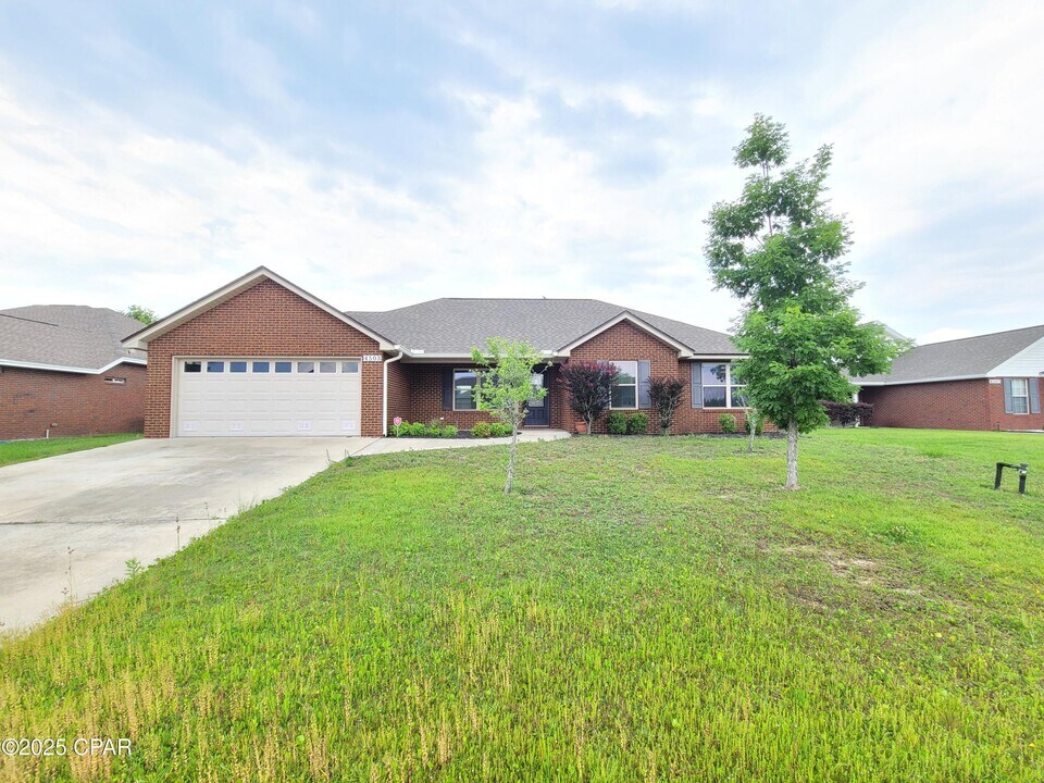 4503 Bylsma Cir in Panama City, FL - Building Photo