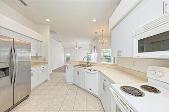 3219 58th Terrace E, Unit 101 in Bradenton, FL - Building Photo - Building Photo