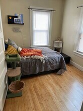 5322 W Wisconsin Ave, Unit Apt #2 in Milwaukee, WI - Building Photo - Building Photo