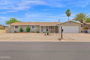 301 N 87th St in Mesa, AZ - Building Photo