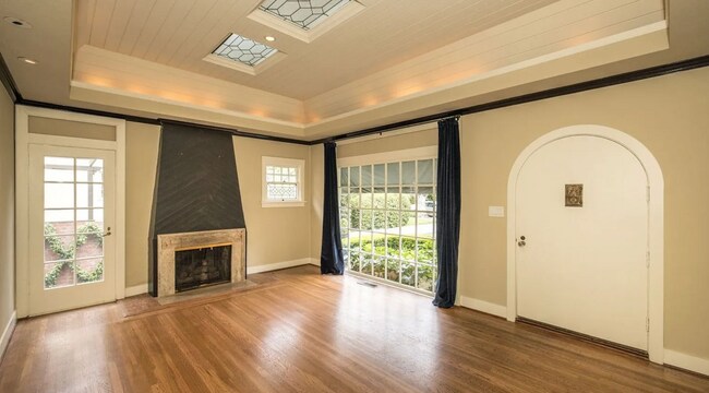 1190 Hamilton Ave in Palo Alto, CA - Building Photo - Building Photo