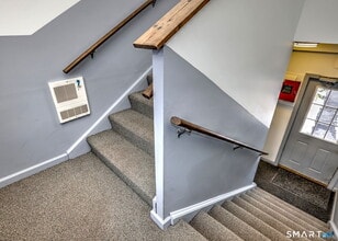 14 Cherry St in Milford, CT - Building Photo - Building Photo