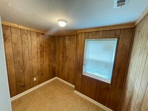 306 Lancaster Dr, Unit Bedrooms in Tallahassee, FL - Foto de edificio - Building Photo