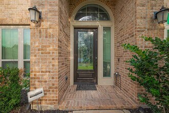 10027 Gage Daniel Ln in Cypress, TX - Building Photo - Building Photo