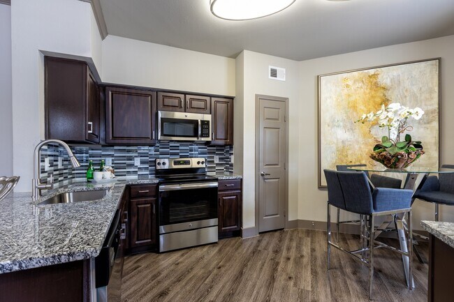 12029 Sawmill Rd in The Woodlands, TX - Building Photo - Building Photo