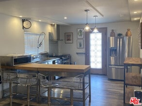 4827 Saturn St in Los Angeles, CA - Building Photo - Building Photo