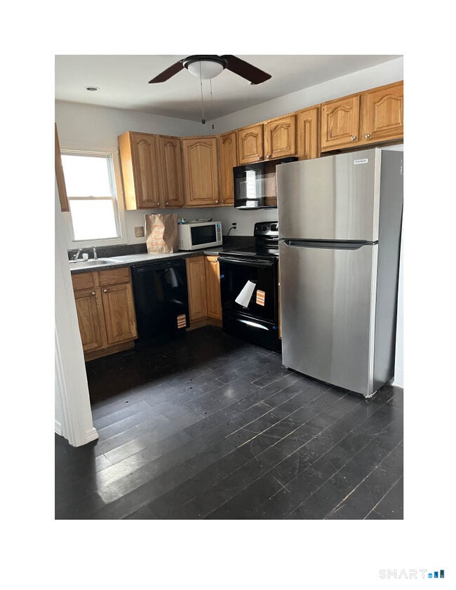 1391 Park Ave in Bridgeport, CT - Building Photo - Building Photo