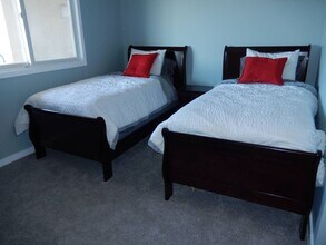 422 Ocean Blvd N, Unit 3i in Long Branch, NJ - Building Photo - Building Photo