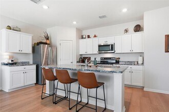 19419 Cloudy Bay Dr in Pflugerville, TX - Building Photo - Building Photo