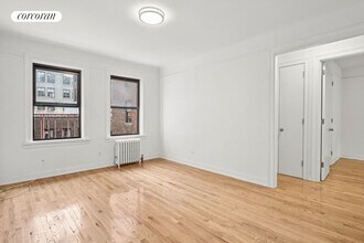 115 W 16th St in New York, NY - Building Photo - Building Photo