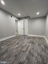 1234 N 5th St photo'