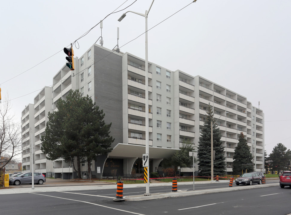 The Tiara in Hamilton, ON - Building Photo