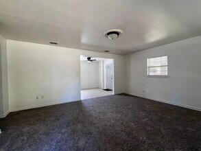 809 Briandav St in Tallahassee, FL - Building Photo - Building Photo