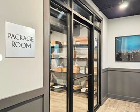 456 W Barry Ave, Unit 506 in Chicago, IL - Building Photo - Building Photo