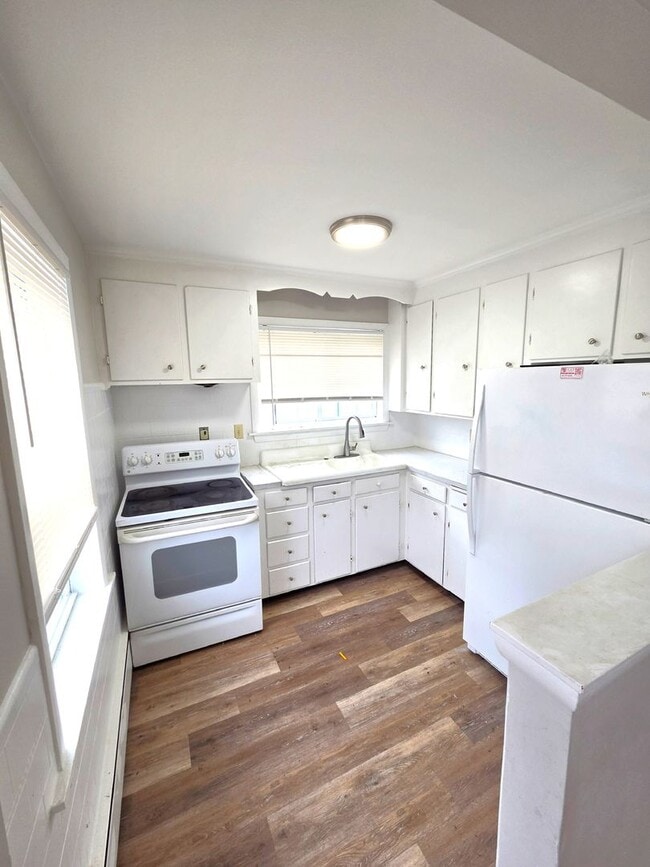 535 Manville Rd in Woonsocket, RI - Building Photo - Building Photo