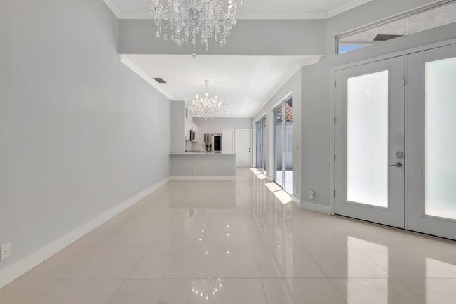 3807 Candlewood Ct in Boca Raton, FL - Building Photo - Building Photo