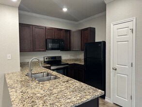 8315 Breezy Cv in Selma, TX - Building Photo - Building Photo