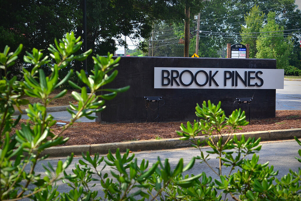 Brook Pines in Columbia, SC - Foto de edificio