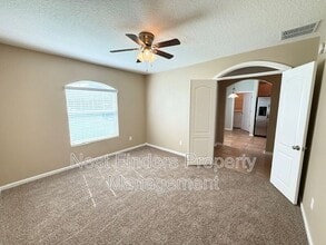 551 Glendale Ln in Orange Park, FL - Building Photo - Building Photo