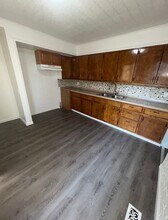 3306 Falling Springs Rd in Sauget, IL - Building Photo - Building Photo