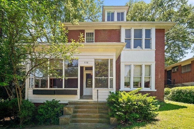 938 Fortwood St in Chattanooga, TN - Foto de edificio - Building Photo
