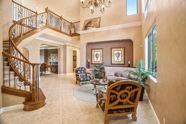 property at 3484 Collonade Dr