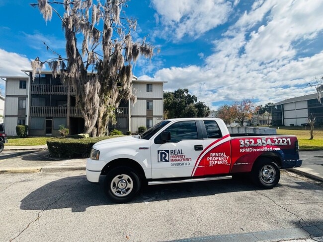 property at 6519 W Newberry Rd