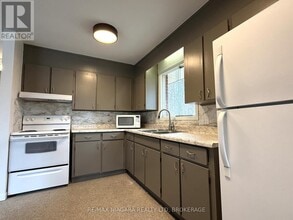 1544 Stockton Ln in Fort Erie, ON - Building Photo - Building Photo