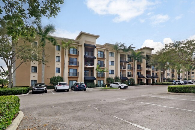 property at 4903 Midtown Ln