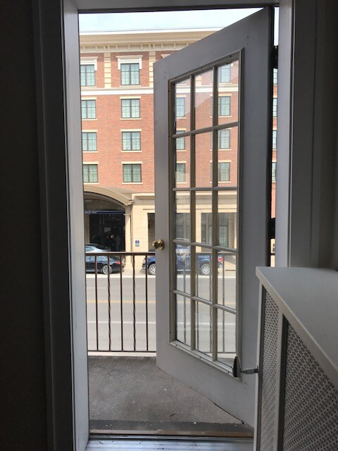 868 1/2 S Main St-Unit -Apt 1 in Findlay, OH - Building Photo - Building Photo