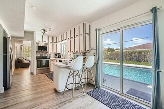 3830 NE 22nd Terrace in Lighthouse Point, FL - Building Photo - Building Photo