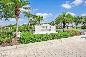 3047 Horizon Ln in Naples, FL - Building Photo - Building Photo