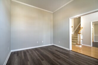 6 Mountain Rose Ct in Simpsonville, SC - Foto de edificio - Building Photo