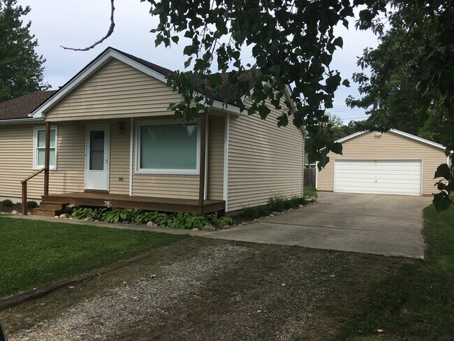 2655 Dearborn Ave in Rochester Hills, MI - Building Photo - Building Photo