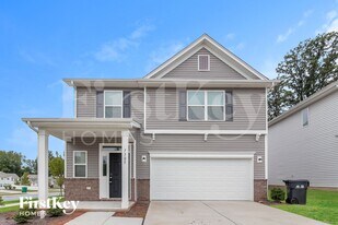 7305 Brawley Wood Ct in Charlotte, NC - Building Photo