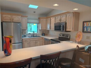 1 Sweet Bay Ln in Buffalo, NY - Building Photo - Building Photo
